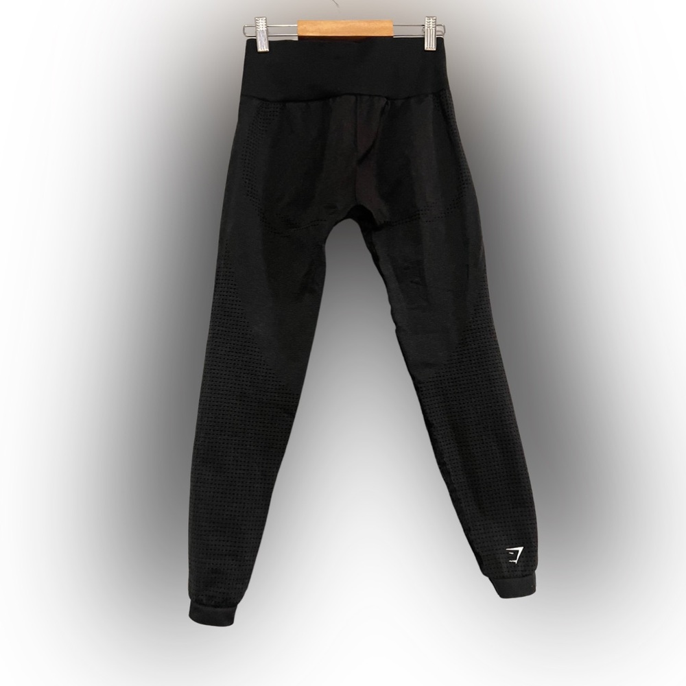 Gymshark Black Leggings - NWOT - Picture 4 of 4